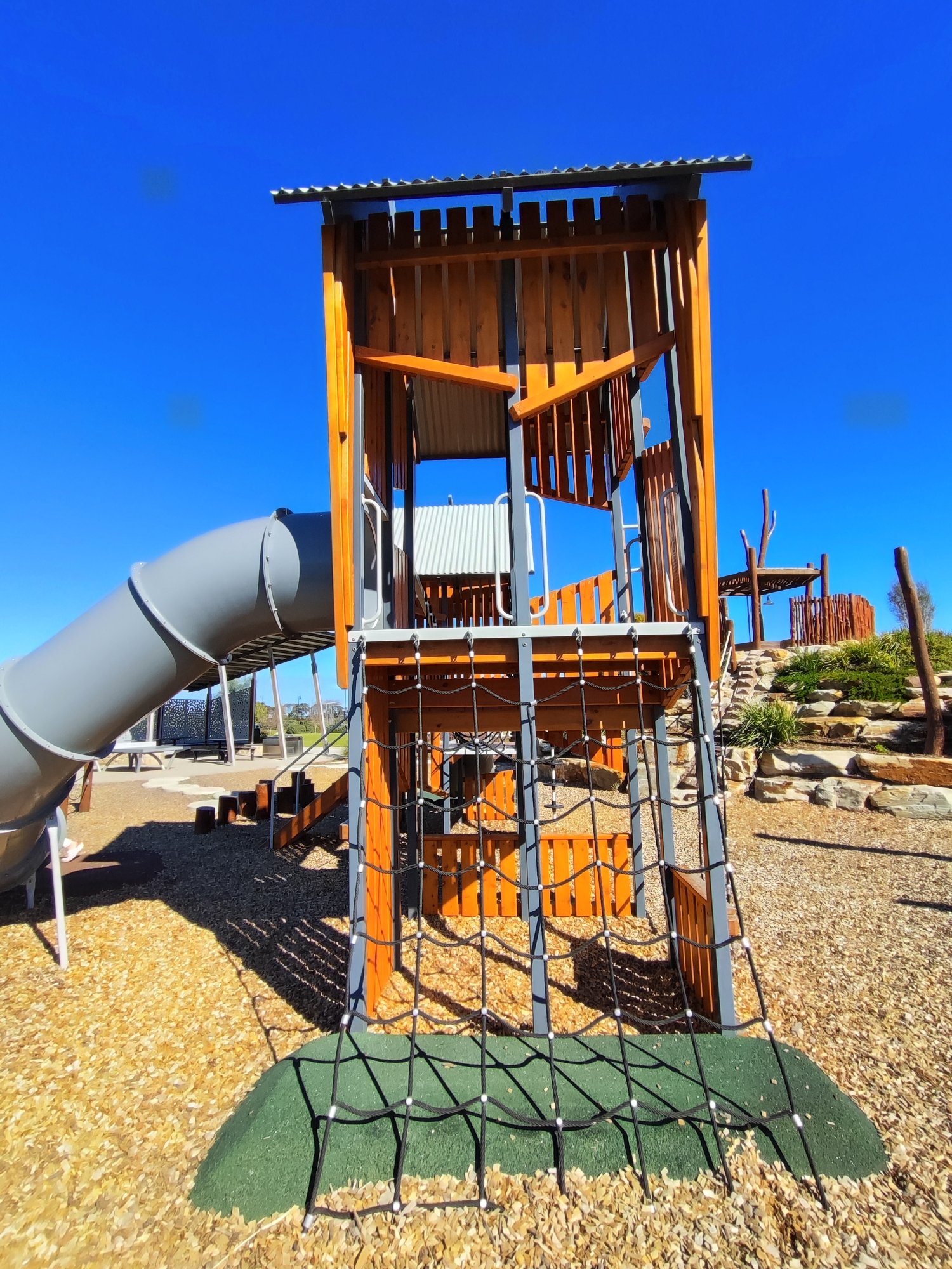 Tow wells photo